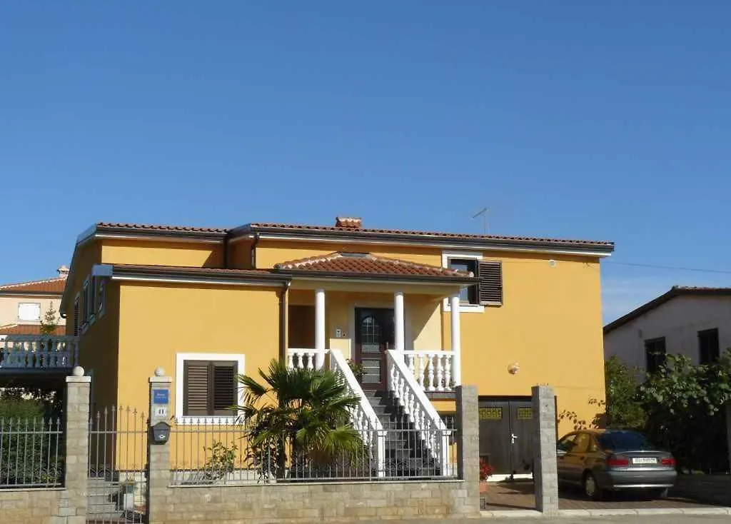 Apartment In Novigrad/Istrien 9640 Karpinjan