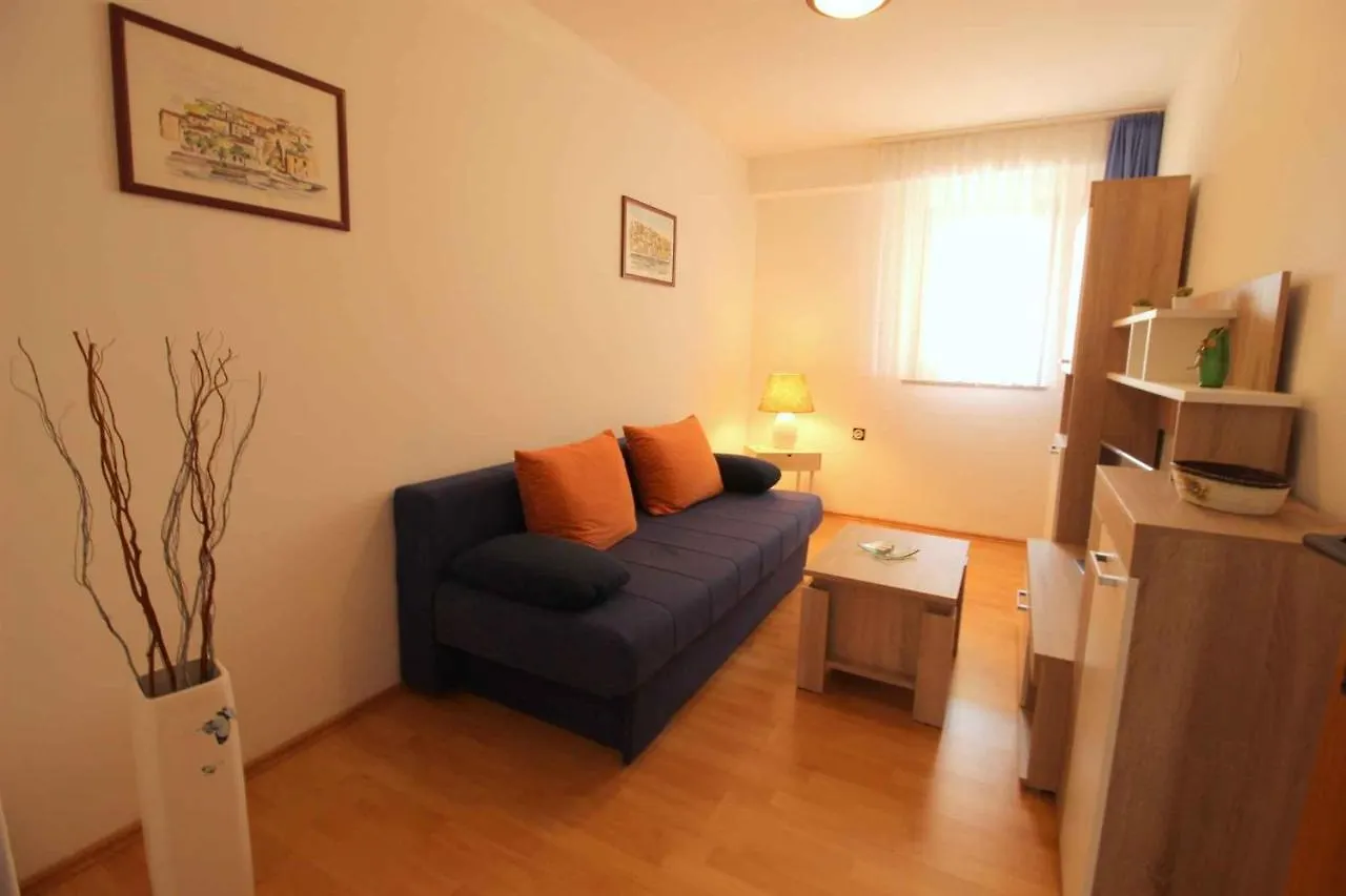 Apartment In Novigrad/Istrien 9640 Karpinjan Croatia