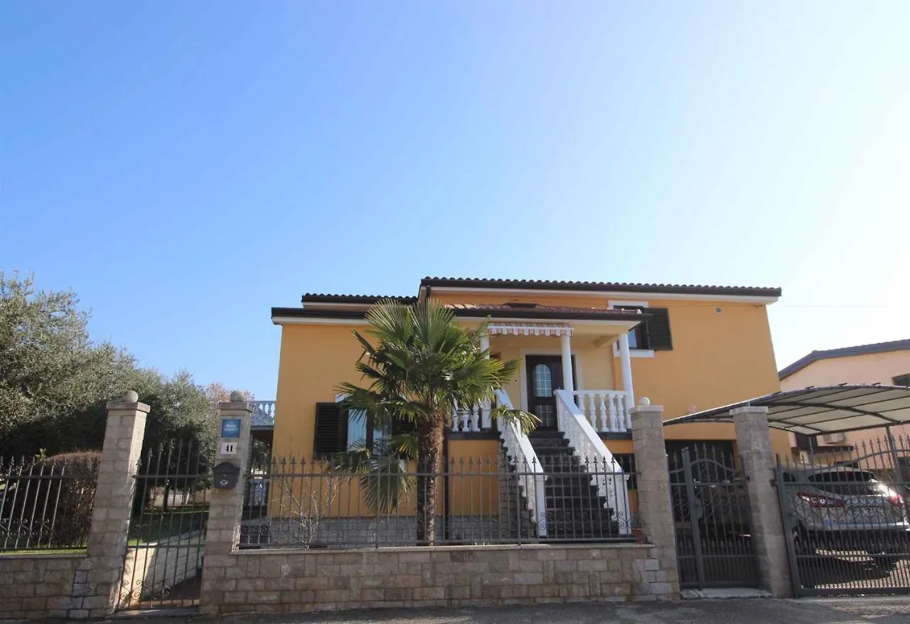 Apartment In Novigrad/Istrien 9640 Karpinjan