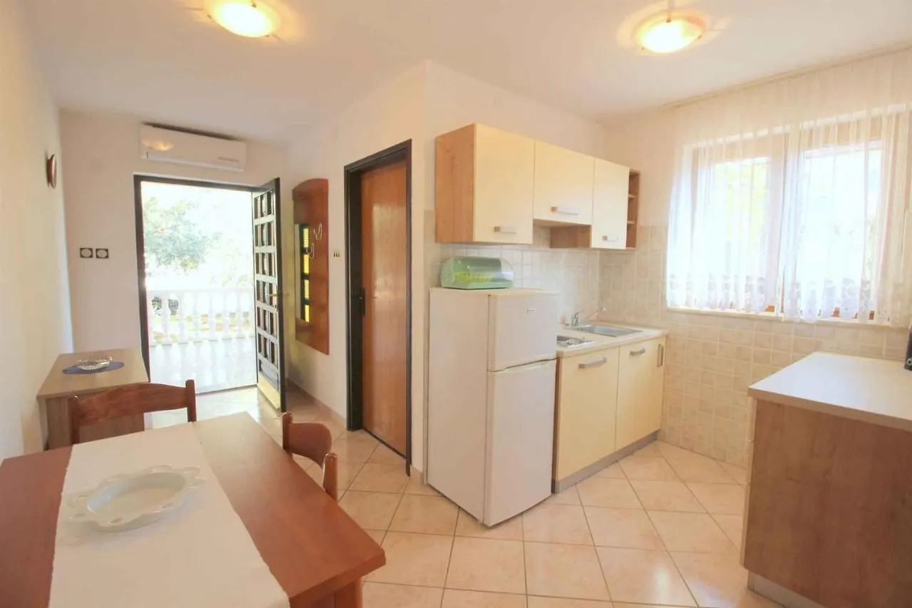 Apartment In Novigrad/Istrien 9640 Karpinjan